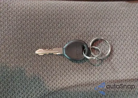 2002 Chrysler Voyager z USA, uszkodzony, nr VIN 1C4GJ25342B553669